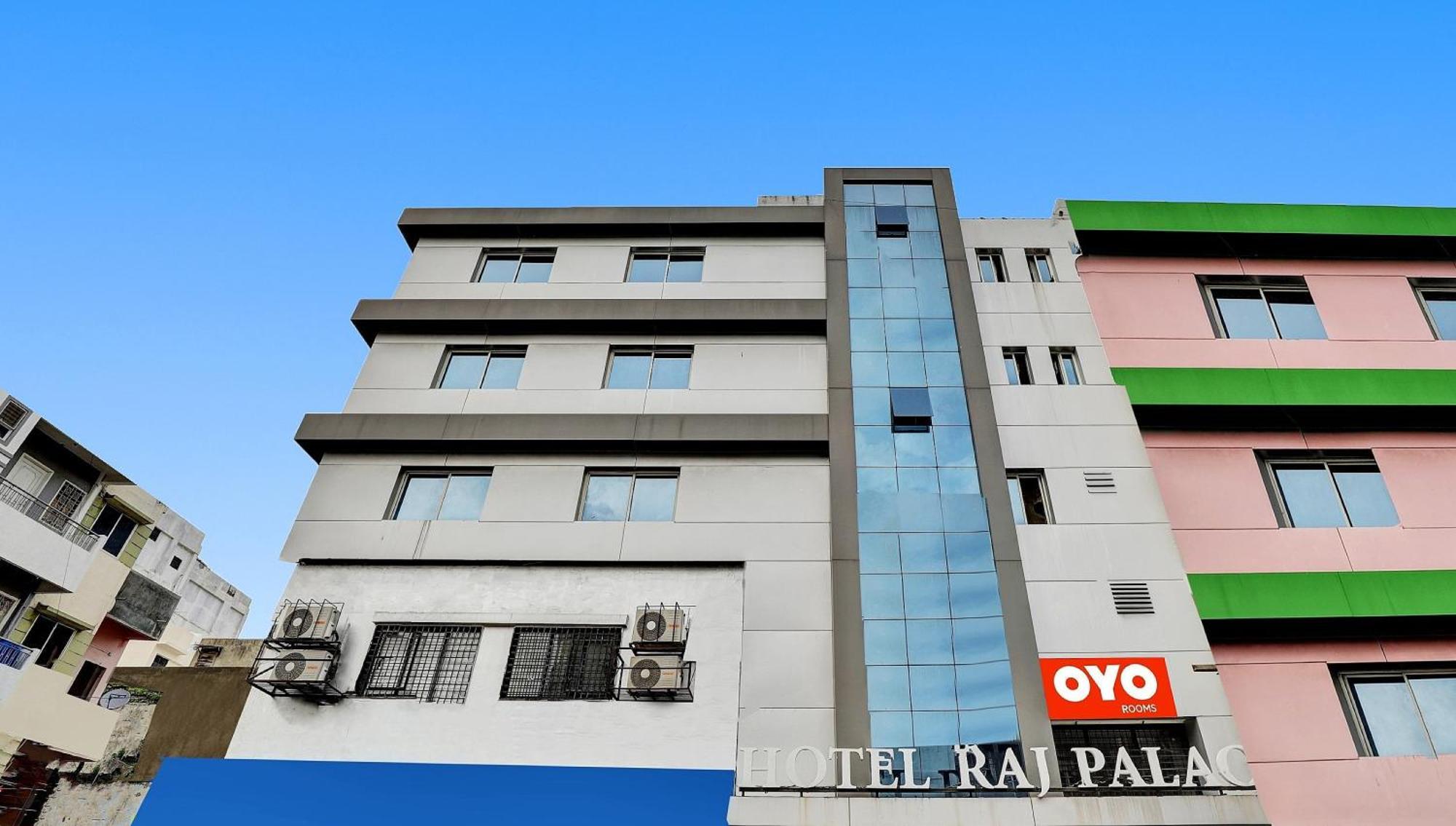 Collection O Hotel Raj Palace Vadodara Buitenkant foto